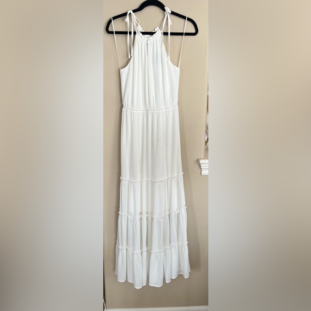 Elegant Halter White Tiered Maxi Dress Size Small